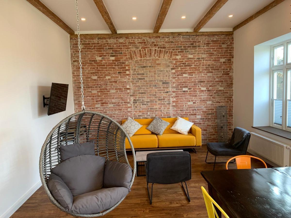 Altes Bahnhofsvorsteherhaus Wohnung Unten Husum  Zewnętrze zdjęcie